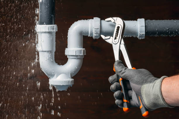 Professional Pipe Repair technician working in Roby, MO